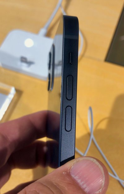 Apple iPhone 12 Mini