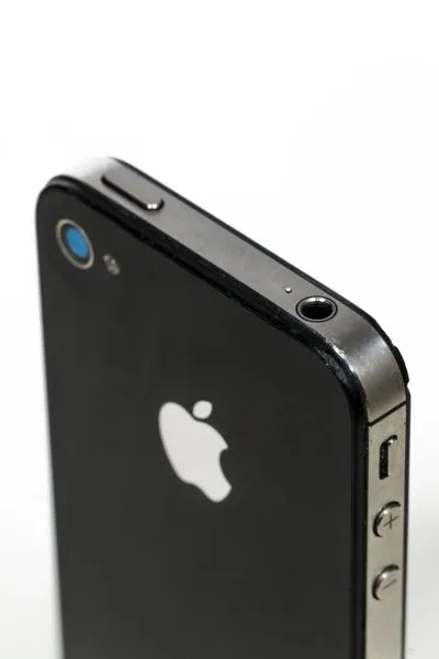 Apple iPhone 4S smartphone