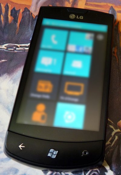 LG Optimus 7 (LG-E900)