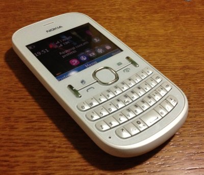 Nokia Asha 200