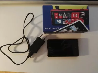 Nokia Lumia 820 smartphone