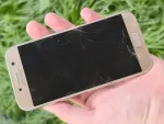 Samsung Galaxy A5 (2017) smartphone