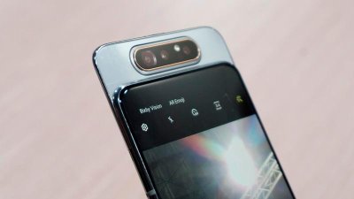 Samsung Galaxy A80
