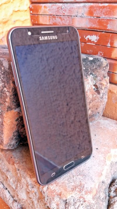 Samsung Galaxy J7 Duo