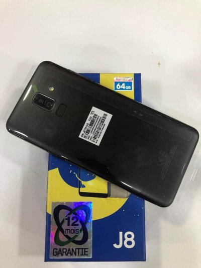 Samsung Galaxy J8