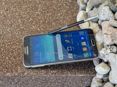 Samsung Galaxy Note 3 Neo smartphone