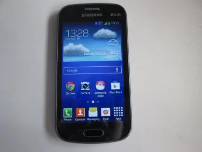 Samsung Galaxy S Duos 2 (GT-S7582) smartphone