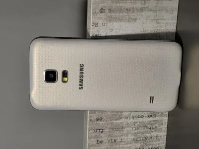 Samsung Galaxy S5 Mini smartphone
