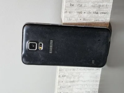 Samsung Galaxy S5 Neo smartphone