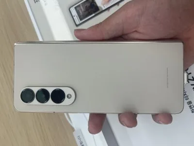 Samsung Galaxy Z Fold4 smartphone