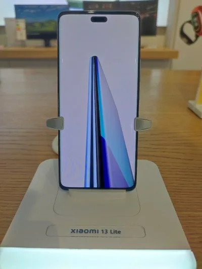 Xiaomi 13 Lite smartphone