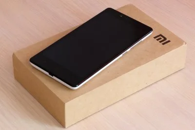 Xiaomi Redmi Note 2 smartphone