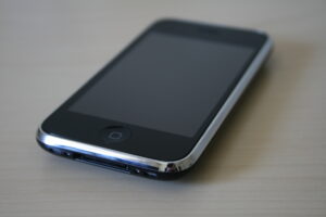 Apple iPhone 3GS