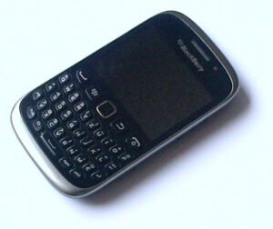BlackBerry Curve 9320